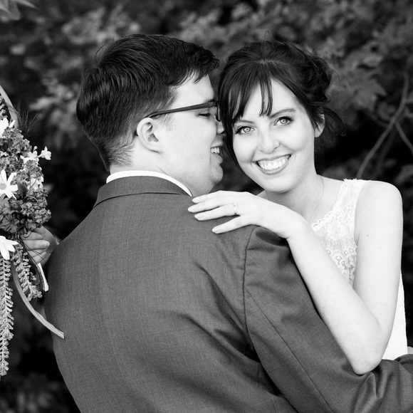 Meet your Posher, Gina - Picture 1 of 5